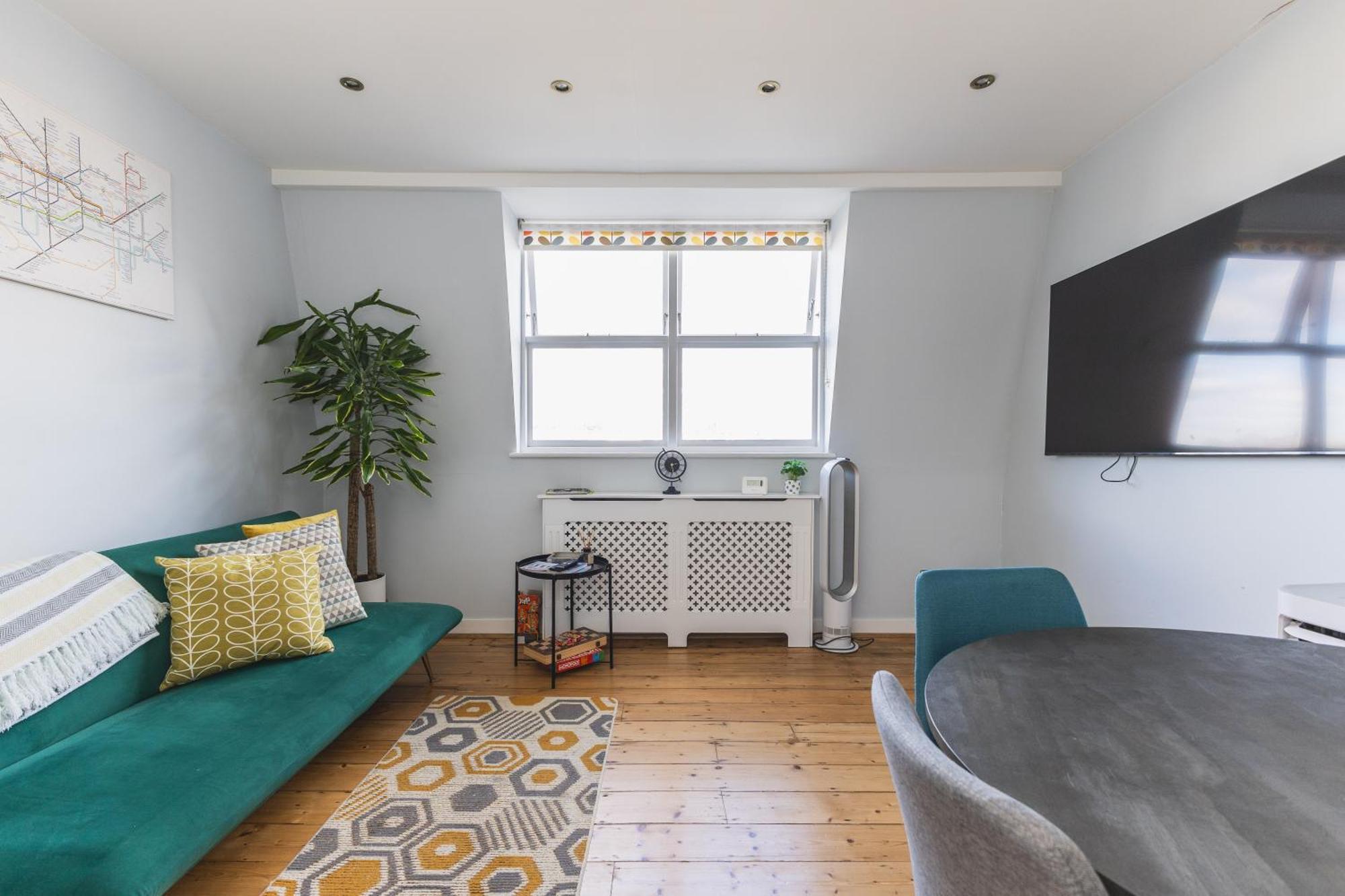 Luxurious 1-Bedroom Apartment In Kensington ลอนดอน ภายนอก รูปภาพ